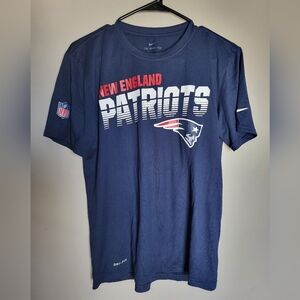 Nike New England Patriots Navy T-Shirt, Size Medium